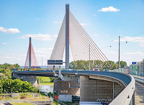 Bild der Bonner Nordbrücke